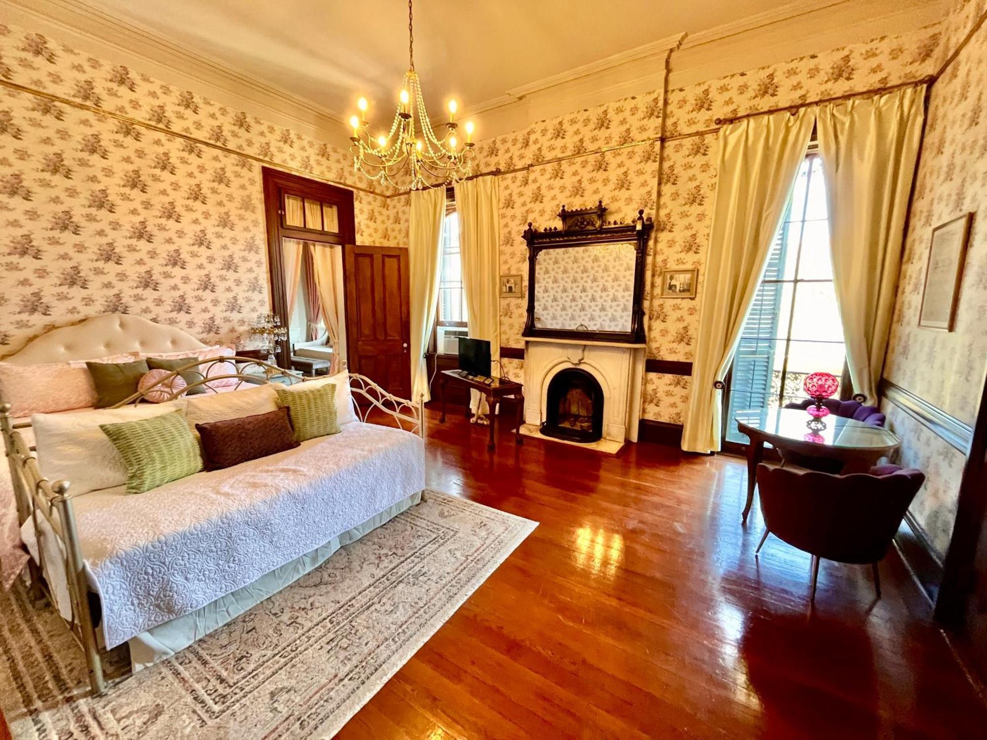 French Quarter Lanaux Mansion Bed And Breakfast นิวออร์ลีนส์ ห้อง รูปภาพ
