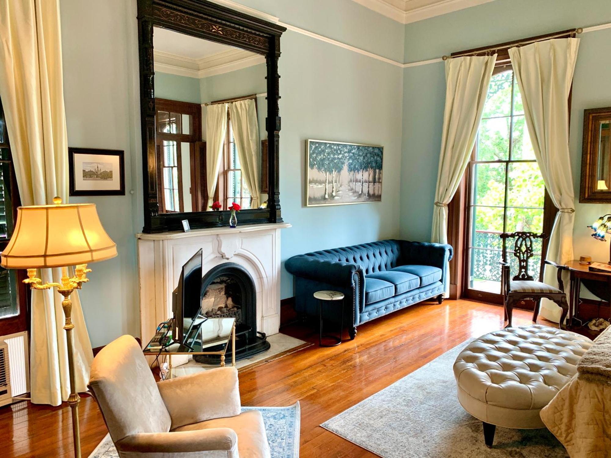 French Quarter Lanaux Mansion Bed And Breakfast นิวออร์ลีนส์ ภายนอก รูปภาพ